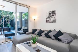 Albion Stay Spacious Patio, Pool & Near Transport - 6