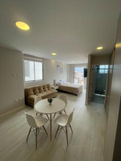 Hermoso Monoambiente en piso 16 - 5