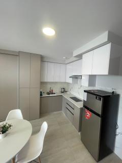 Hermoso Monoambiente en piso 16 - Cochabamba - 3