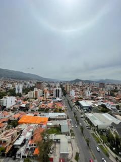 Hermoso Monoambiente en piso 16 - Cochabamba - 1