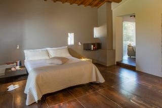 Historic Apartment With Panoramic Views Of Assisi - 3