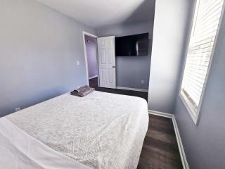 5 Min to Elon - In Unit Washer and Dryer - Fast Wi-Fi - Burlington - 7