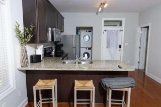 Fire Pit - 4 Min from UNC - 7 Min from Carrboro - Fast Wi-Fi - Chapel Hill - 8