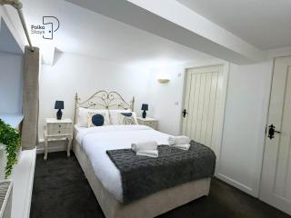 Old Corner Barn Lake District Escape by PolkaStays - Penrith - 9