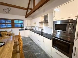Old Corner Barn Lake District Escape by PolkaStays - Penrith - 4