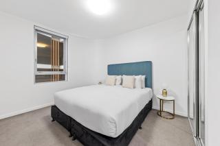 Scenic 2BR with Balcony and Recreational Deck Access - Brisbane - 2