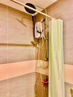 TT3 SOHO 2BR HIGH Flr CORNER BALCONY UNIMAS SAMARAHAN - Kuching - 1