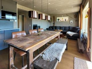 Mountain Apartment With Views Of Vemdalsskalet - 4