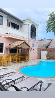 The Villa Residences Resort - 9