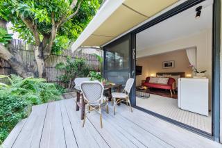 6號花園別墅酒店 Shenzhen No'6 Garden Villa --French Window with garden view,Close to Sea World &Shekou Ferry Port &K11 Ecoast &Subway Nearby ,Offer Western food and coffee &English speaking with tour services - 7