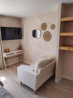 Family Villa Overlooking Lake Serre-Ponçon - 3