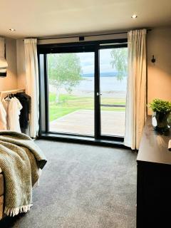 Modern Cabin By The Lake In Kvelia - 4