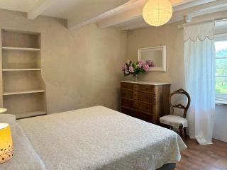 Traditional Apartment In The Tuscan Countryside - 2