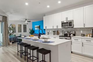 Near Mayo Clinic & Desert Ridge , Stay with Pool & Gym- S309 - 4