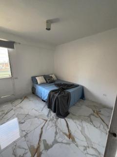 Apartamento Remodelado en Sabana Grande - Caracas - 2