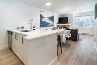 Modern Village Condo - Steps to Shops and Lifts - Whistler - 0