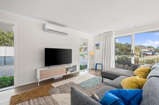 The Shack at Maslin Beach - C21 SouthCoast Holidays - 1