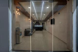 Collection O Palampur Surat Formerly Hotel Royal Paradise - 1
