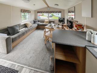 Home From Home - 6