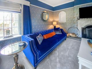 The Farmhouse - - 9