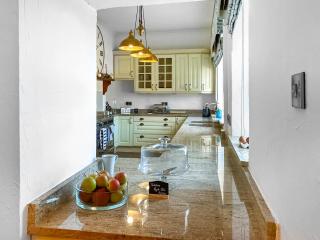The Farmhouse - - 8