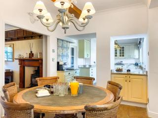 The Farmhouse - - 6