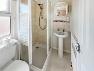 The Lodge - Chapel Saint Leonards - 4