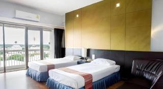 Pailyn Phitsanulok Hotel - 1