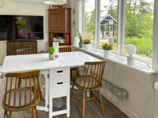 Summer House With Pool On Hilltop In Ostra Knall - Eskilstuna - 7
