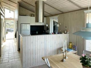 Holiday Home With Dune Landscape Views - 4