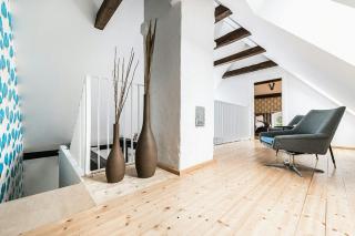 Modern Living In A Historic Thatched Cottage - 3