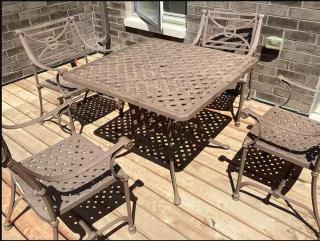 Cozy Room near Yorkdale - 1