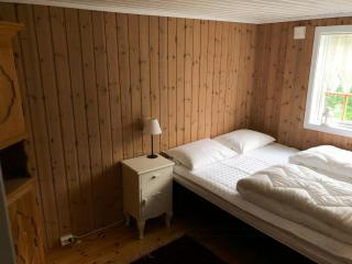 Relaxing Mountain Cabin In Scenic Surroundings - 1