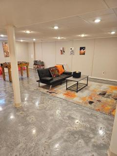 Louisville Getaway Bourbon Trail, Zoo, & More! - 0