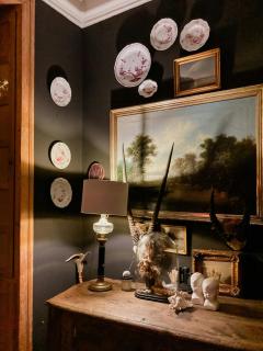 Charming Apartment With A Library - 4