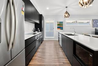 Forsyth Retreat - Modern Townhouse - 1