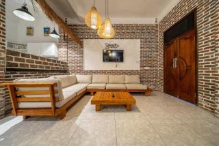 Luxury 3-Bedroom Pool Villa in Canggu Near Beach & Nightlife - 4
