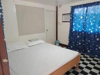 Naidz beach resort is very affordable Homestay It is affordable and Offer non aircon and aircon room - - 0