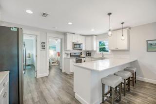 Family Tides Unit B - Ready for Guests November 2024 - 6