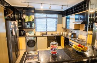 Century City Luxury 2 bedroom apartment in Cape Town - 1