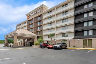 Comfort Inn University - 8