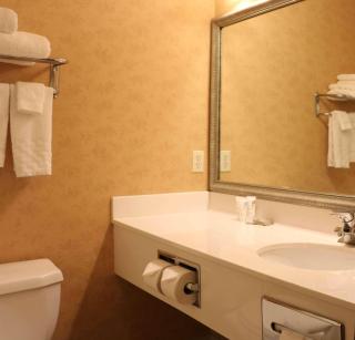 Country Inn & Suites by Radisson, Lincoln North Hotel and Conference Center, NE - 7