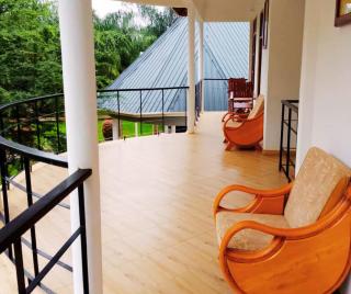 Hellens Riverside Villas Double Deluxe Room - Msaranga - 1