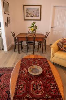 Cozy Cottage Blue Mountains - 1