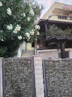 Sun & Sea Terrace Apartment - 2