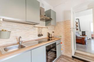 house with garden, two rooms - 2