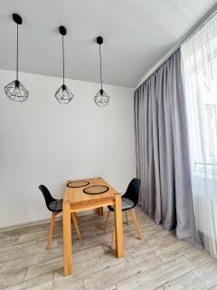 Opera & City Center Panoramic View Apartments - 2