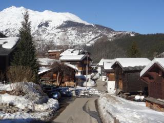 Chalet in Wiler near Ski Lift & Views - 8