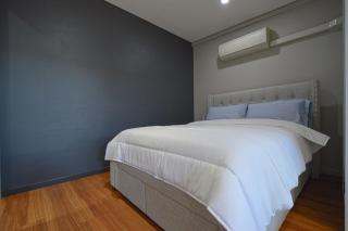 Supersized Studio Inexpensive 1x1 - Port Hedland - 6