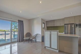 Dashing Delight Stylish 1x1 - Port Hedland - 6